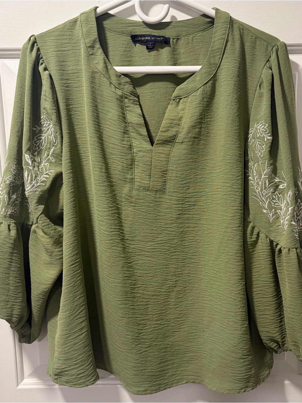 Adrienne Vittadini Olive Green Embroidered Balloon Sleeve Tunic - Size L